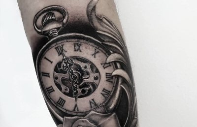 reloj tatuaje