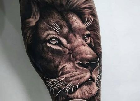 tatuaje animal leon