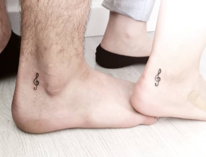tatuajes pareja clave sol