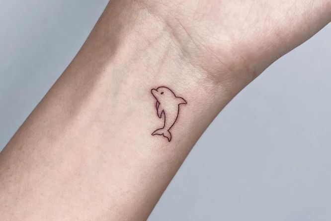 tatuajes delfin silueta
