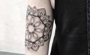 Tatuajes de Mandalas con Significado, DiseÃ±os e Ideas