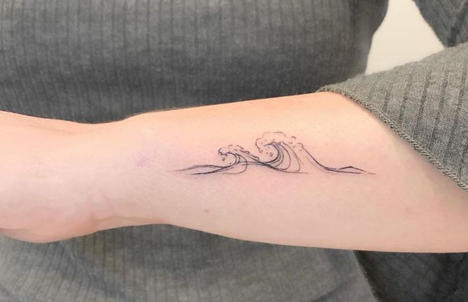 tatuajes olas pequeñas