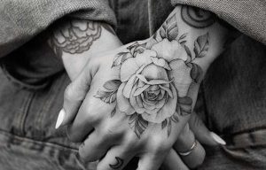 Tatuajes en la Mano con Diseños e Ideas